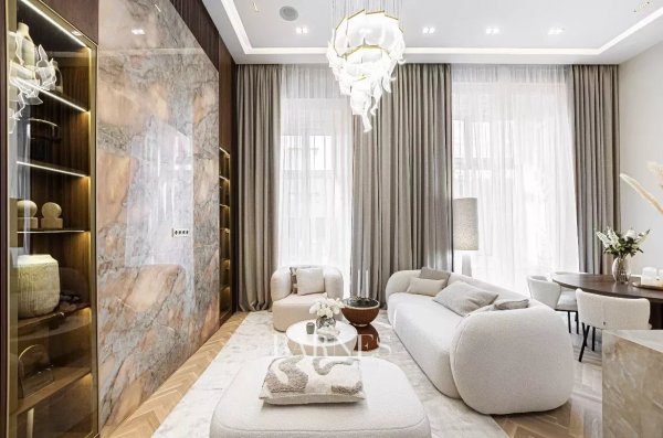 Two-Level Luxury Apartment near St. Stephen’s Basilica