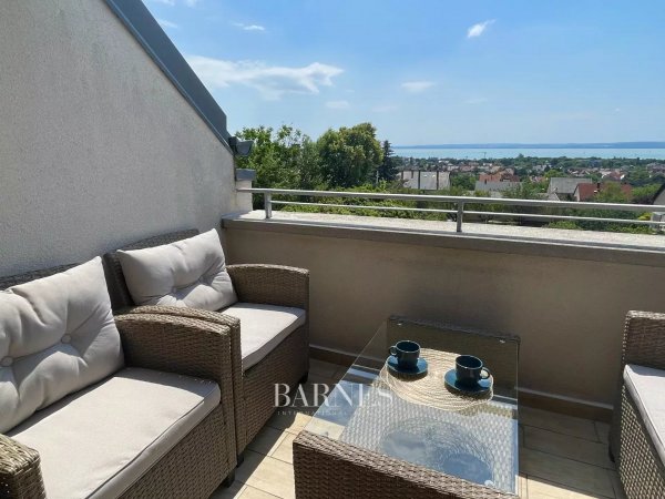 Artment house with pool and panoramic view towards the Lake at Balatonfüred