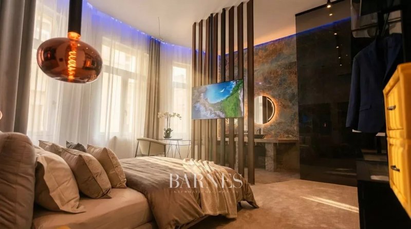 Living room + bedroom, furnished luxury apartment for sale in Váci Street
