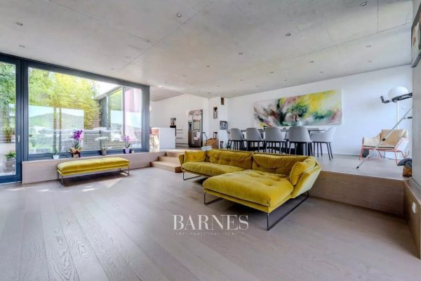 FOR RENT: PANORAMIC, MODERN-STYLE HOME CLOSE TO INTERNATIONAL SCHOOLS