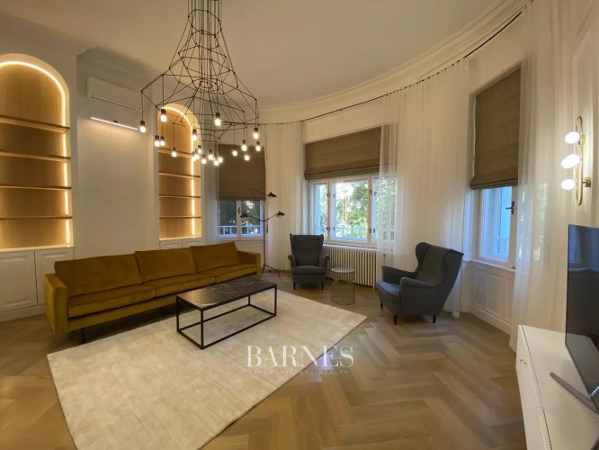 Teraszos, 2 hálós villa-lakás a Városmajor szomszédságában