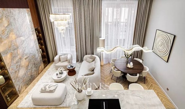 Two-Level Luxury Apartment near St. Stephen’s Basilica