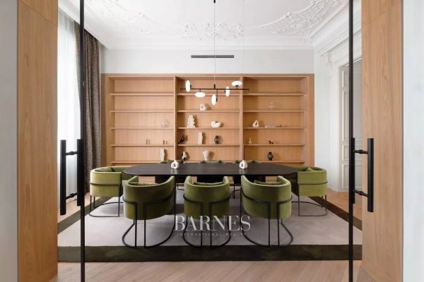 Kiadó exkluzív lakás a város szívében