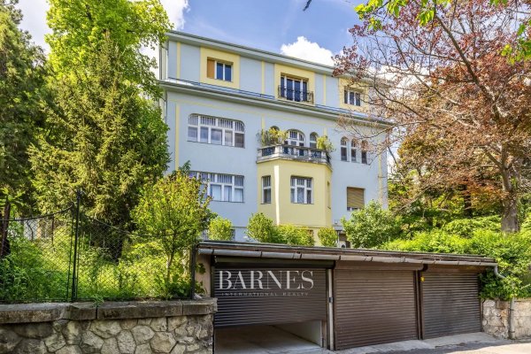 Citadellára panorámás, 3 hálós lakás, szecessziós társasvillában