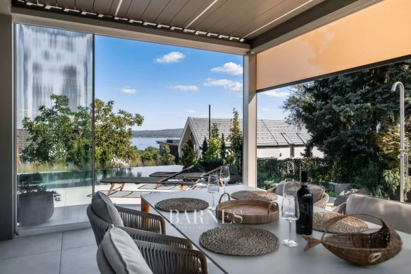 Turnkey, premium category, newly built villa in Tihany