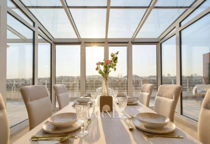 Exkluzív penthouse lakás Újlipótvárosban, páratlan dunai panorámával