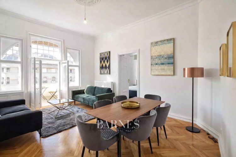 Art Nouveau gem for those who seek a residence in history