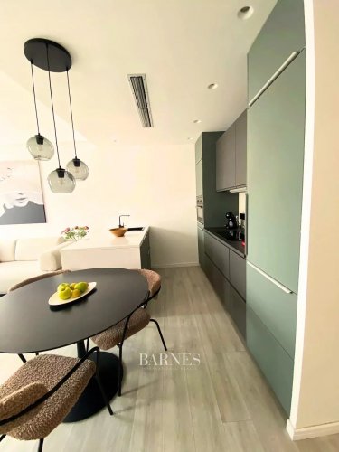 Kiadó két-hálós lakás a Liszt Ferenc tér közelében