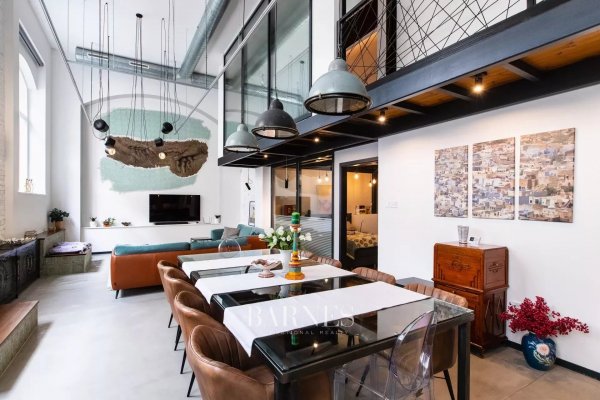Unique Loft  in the  City Center