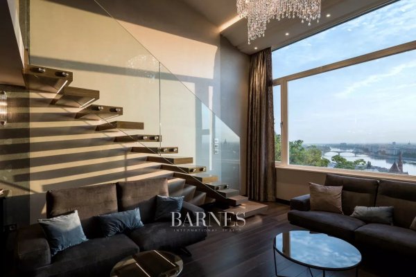 Lélegzetelállító panoráma a Várnegyed presztízs lakosztályából