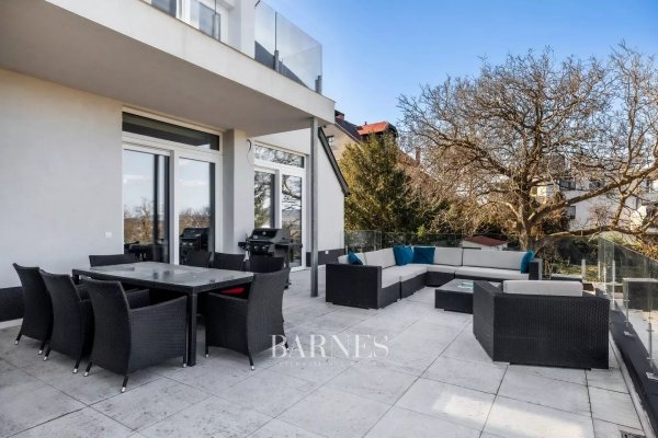 Új építésű, panorámás lakás a III. kerületben