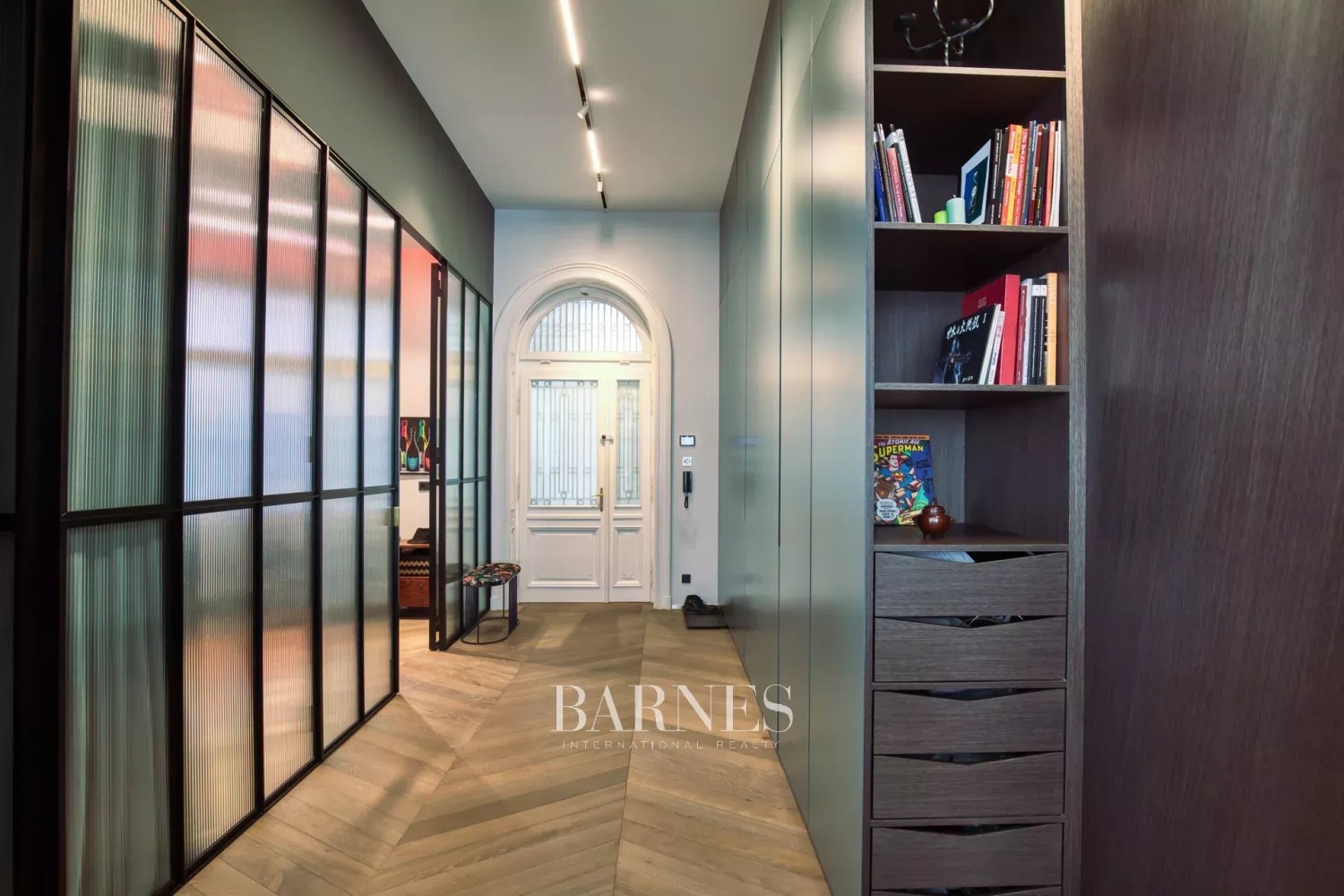 Exkluzív okos otthon pompás kilátással a Szabadság térre - picture 11