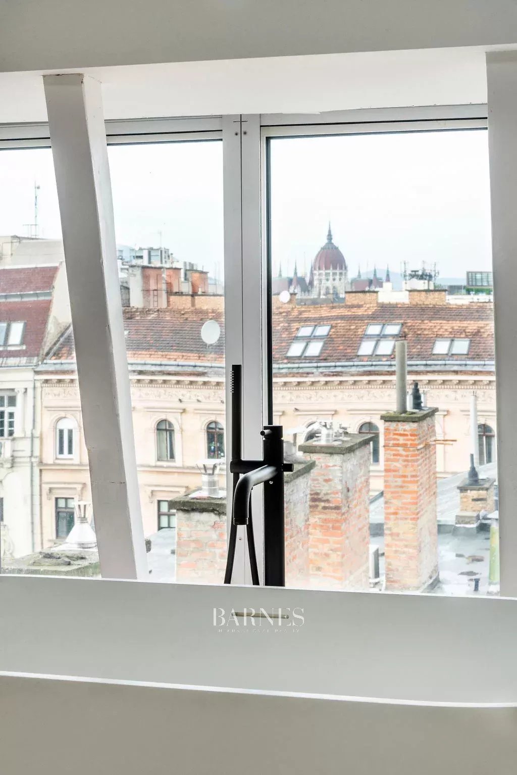 Csodálatos loft lakás a József Nádor téren - picture 6