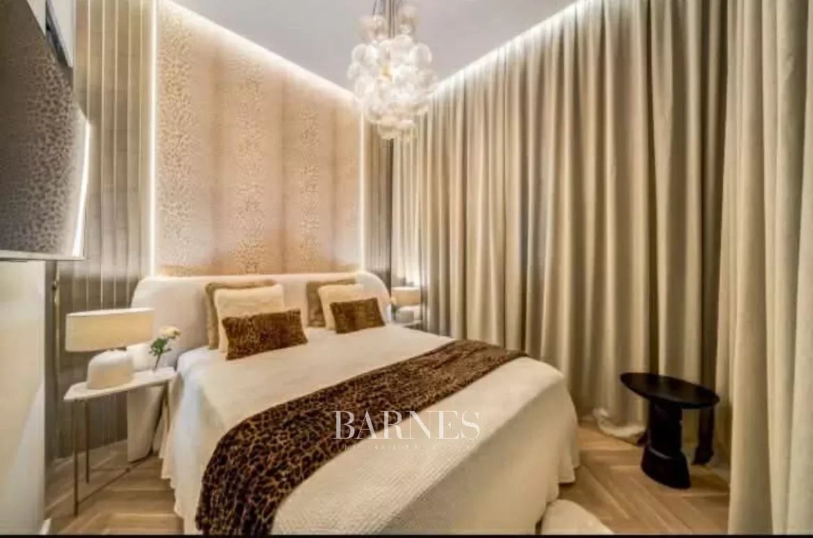 Egy hálós Designer lakás az Andrássy úton - picture 9