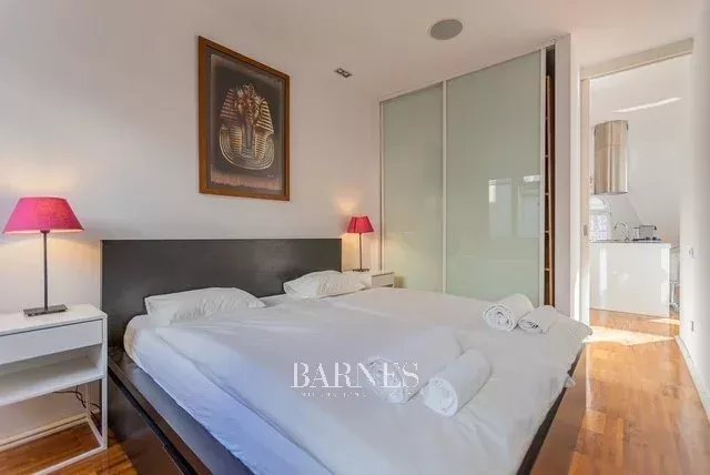 Kiadó 2 hálószobás, belső kétszintes penthouse apartman városi panorámával - picture 9