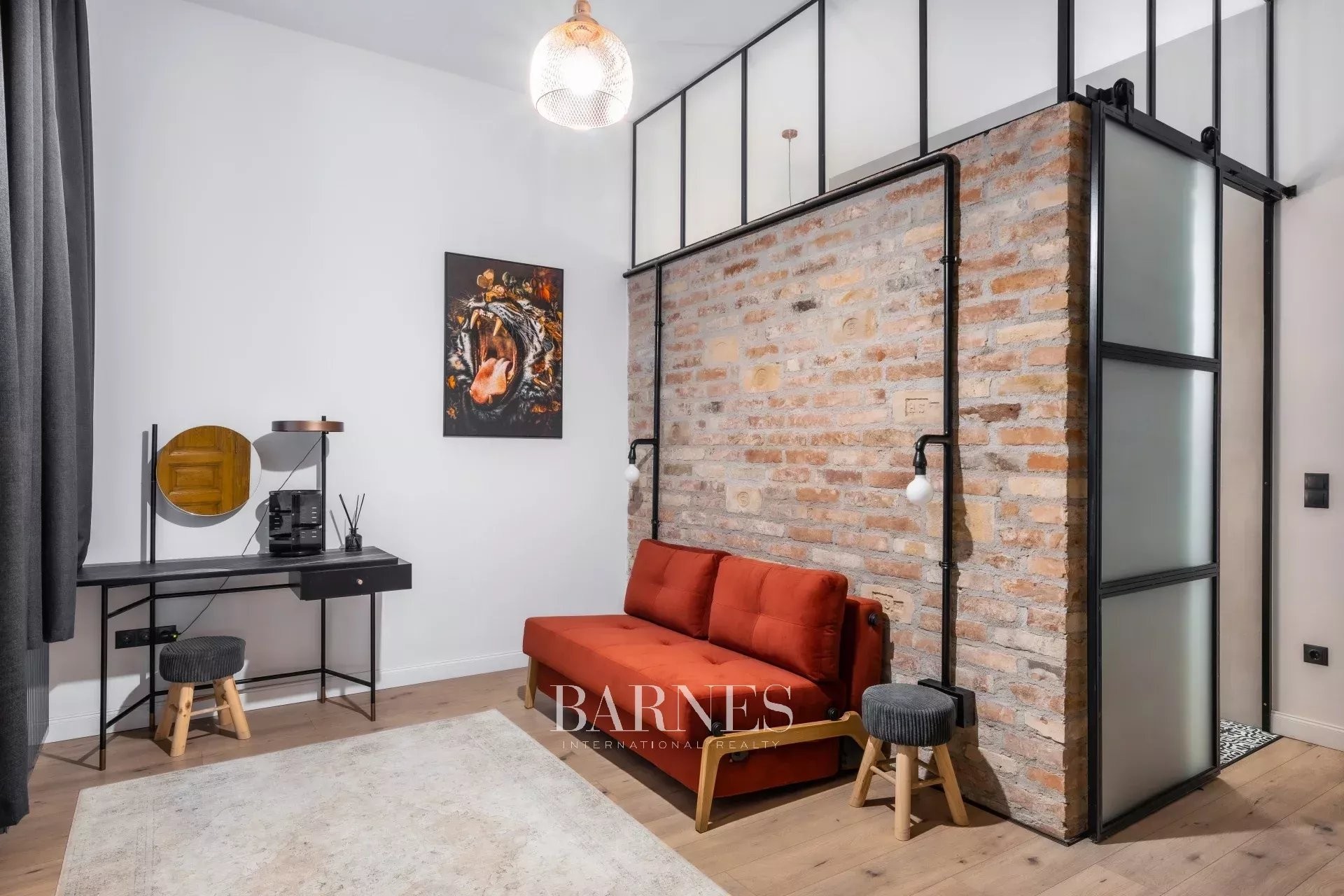 Unique loft apartment close to the Dohány Street Synagogue - picture 13