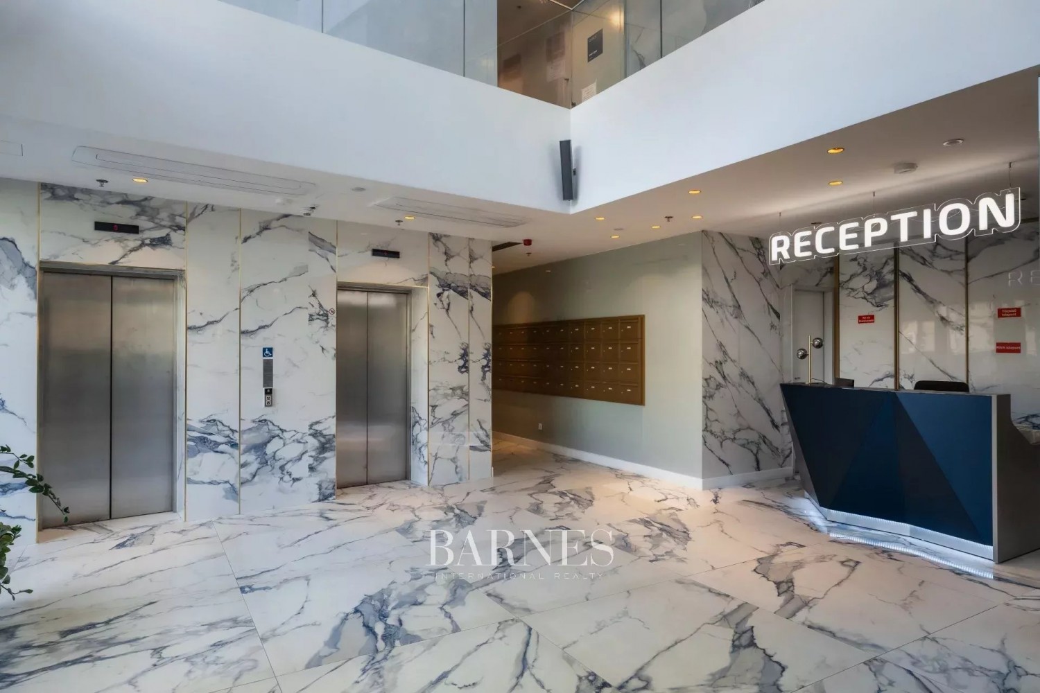 Infinity Residence: eladó 3 hálós luxus, dunai panorámás apartman pazar terasszal a város felett - picture 19