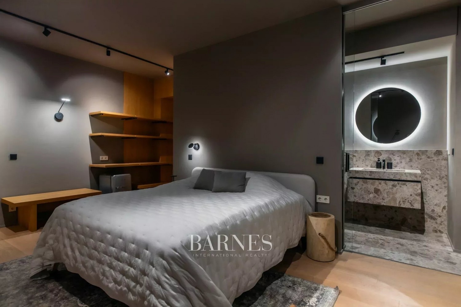 Turnkey, premium category, newly built villa in Tihany - picture 21