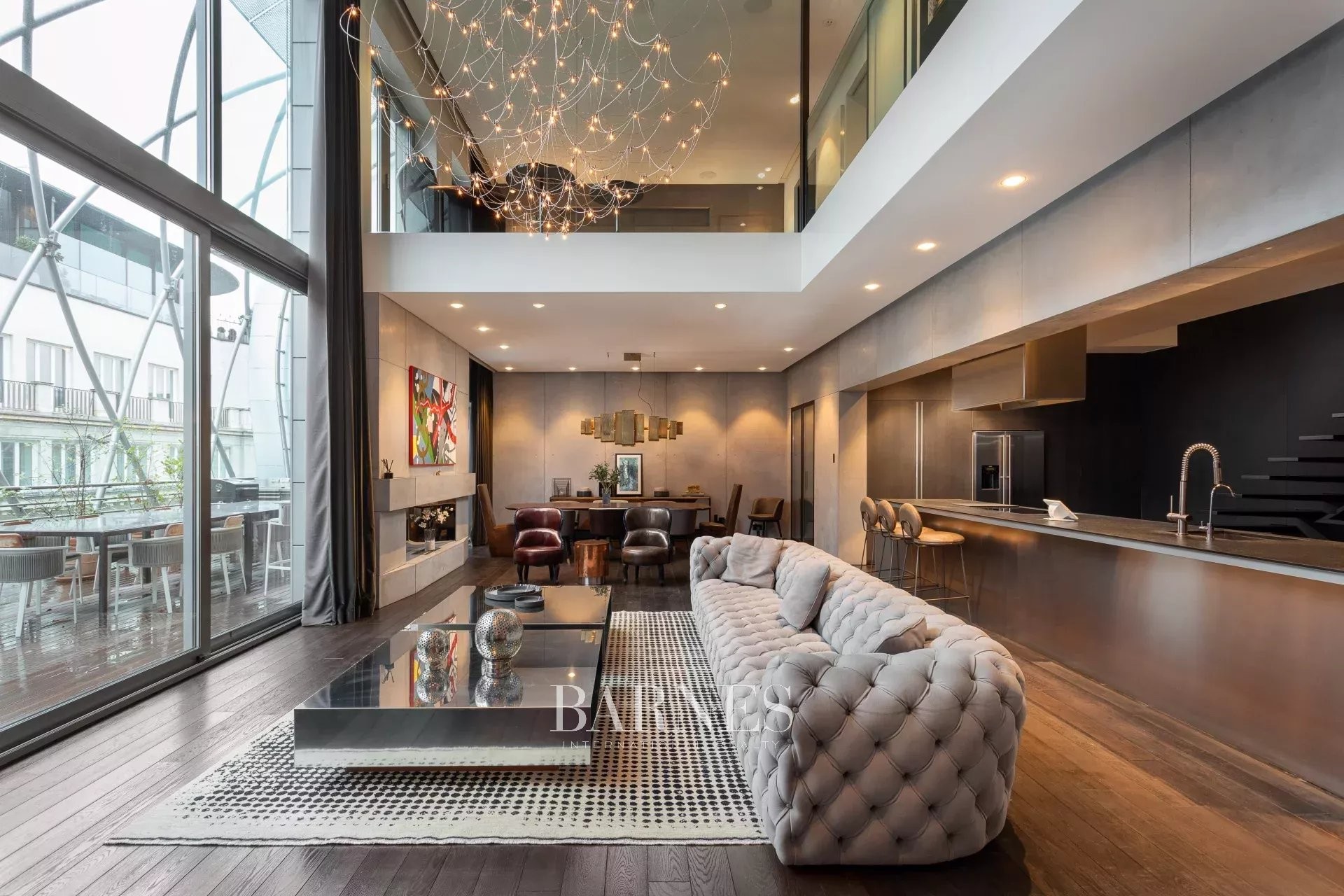 Luxury Penthouse in the Heart of Downtown, Budapest - picture 1