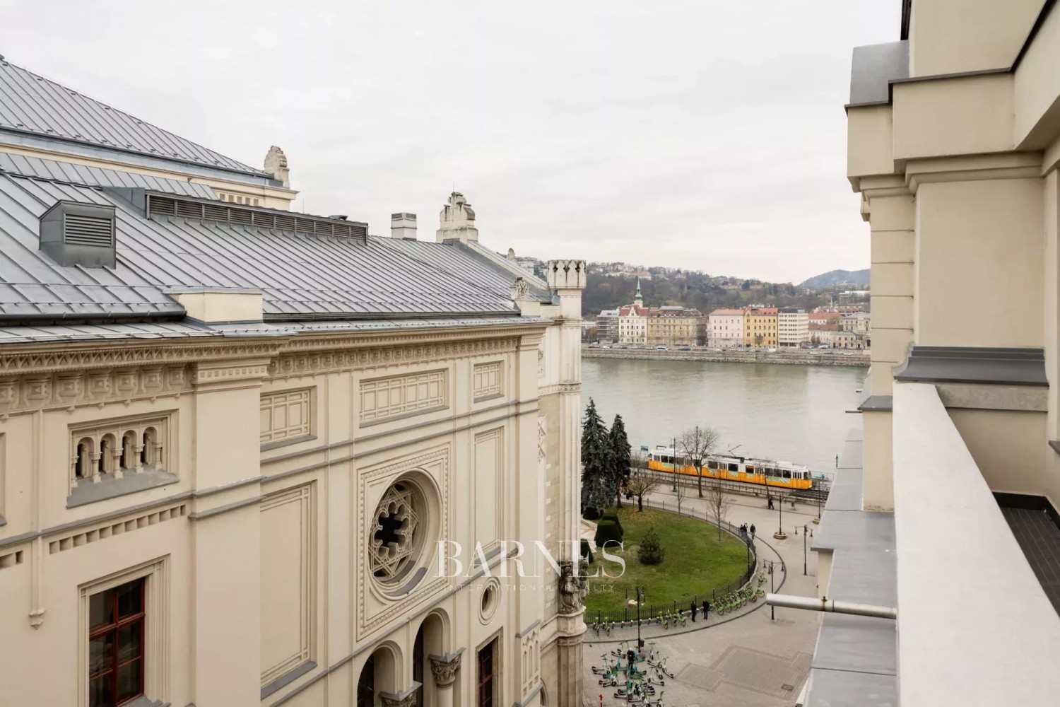 Dorottya Residences – where historic elegance meets modern luxury - picture 6