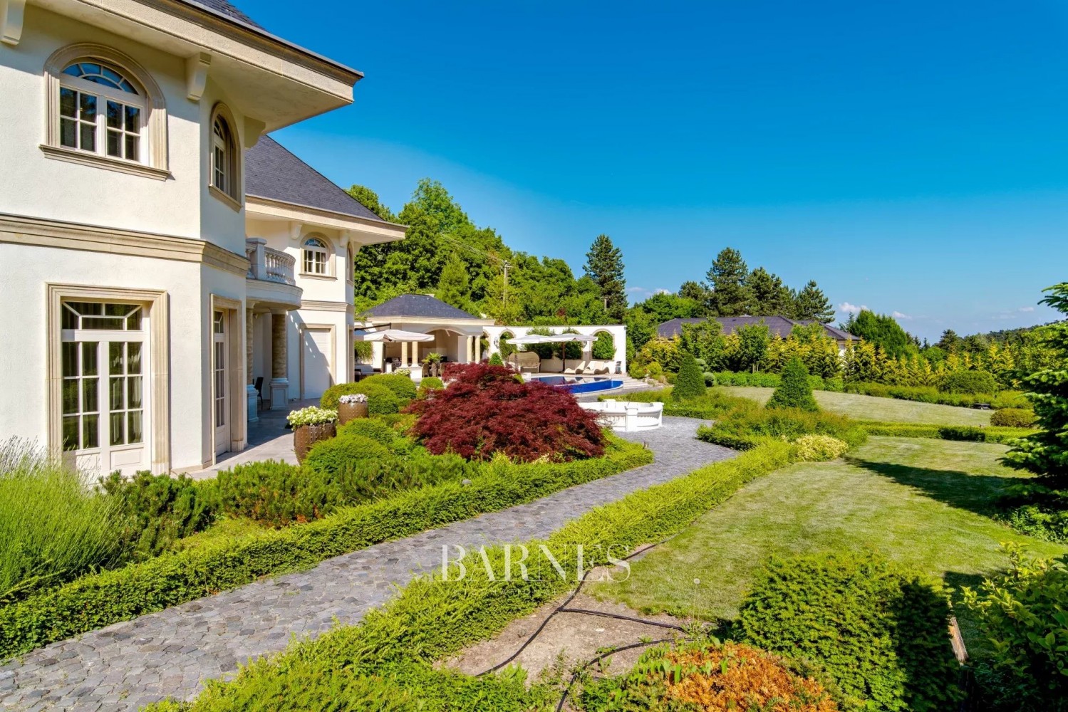 American Style Family Villa - picture 5