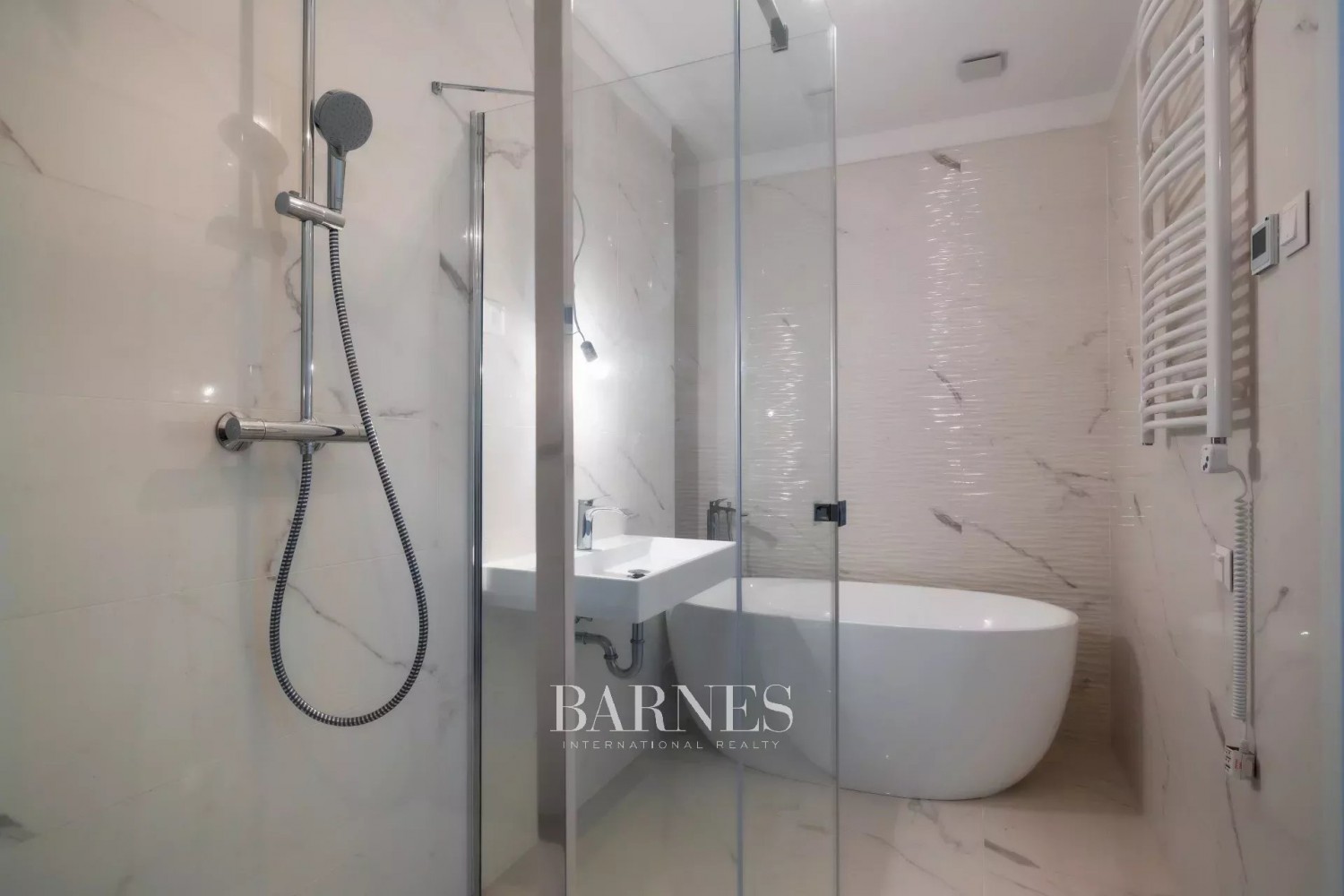 Infinity Residence: eladó 3 hálós luxus, dunai panorámás apartman pazar terasszal a város felett - picture 6