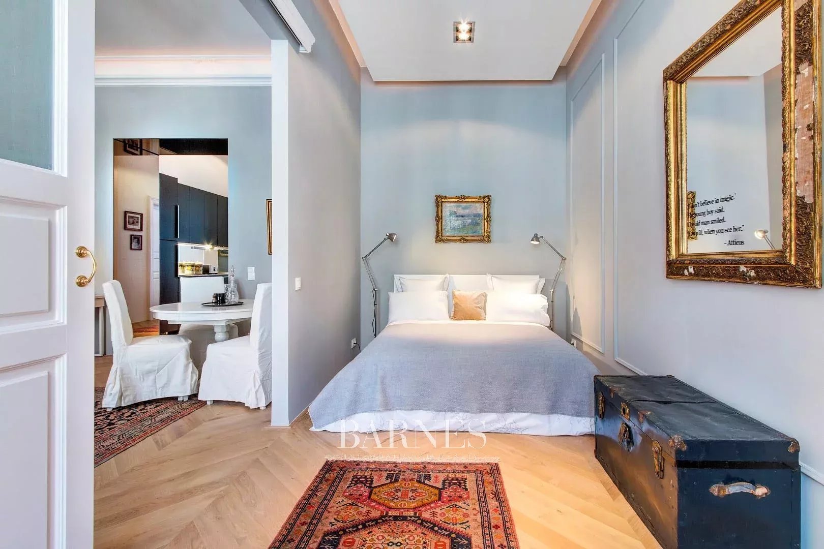 Two Bedroomed, Furnished Apartment in the 'Classical Downtown' - picture 14