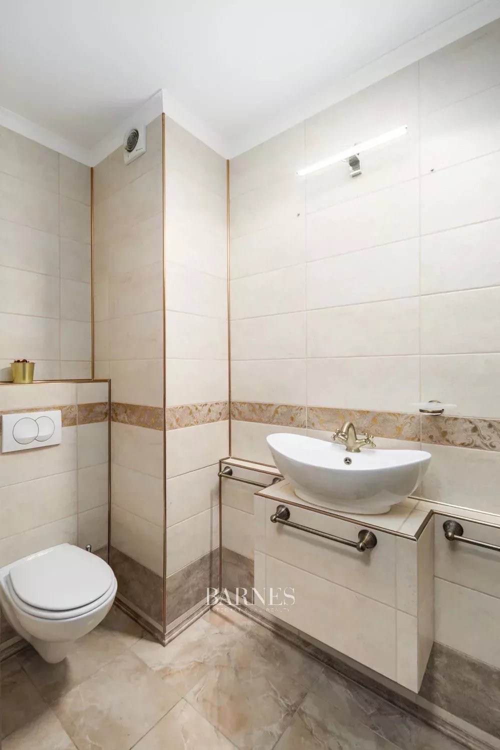 3 bedroom apartment for sale in the Central Passage - picture 14 title=
