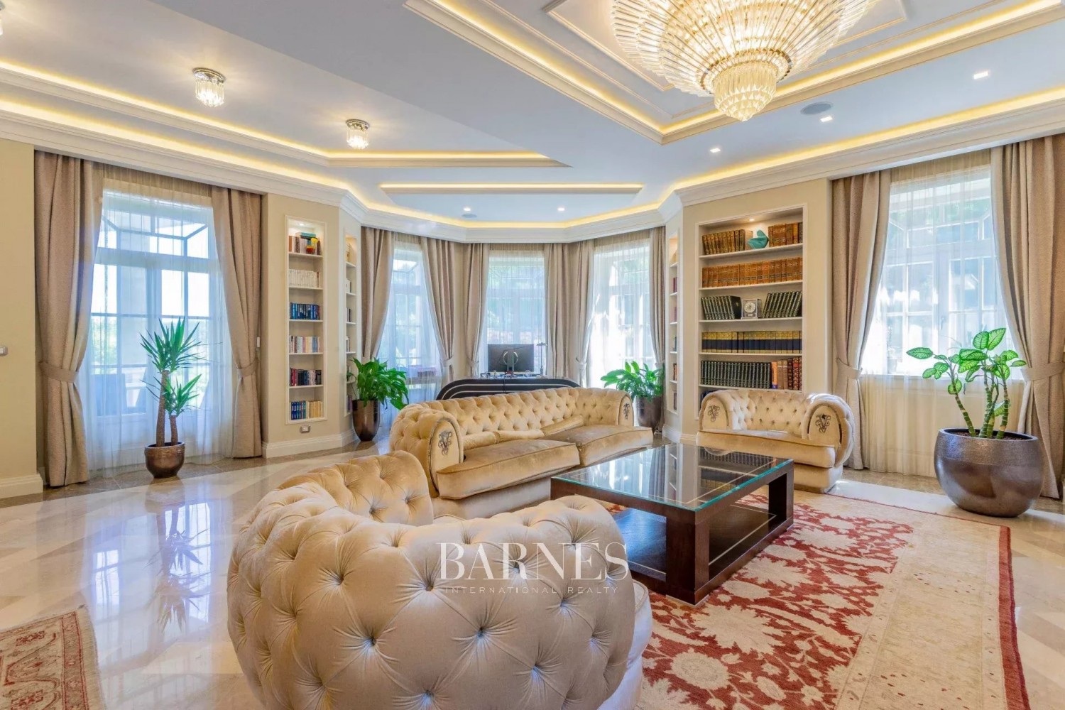 American Style Family Villa - picture 16