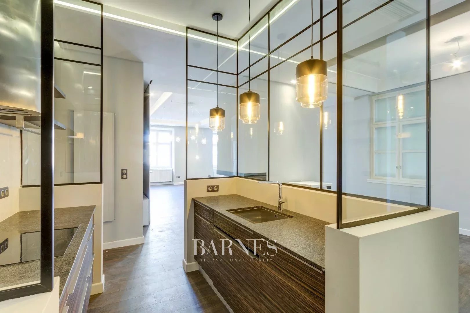 Loft srtílusú lakás a Szabadság tér és a Bazilika közelében - picture 3