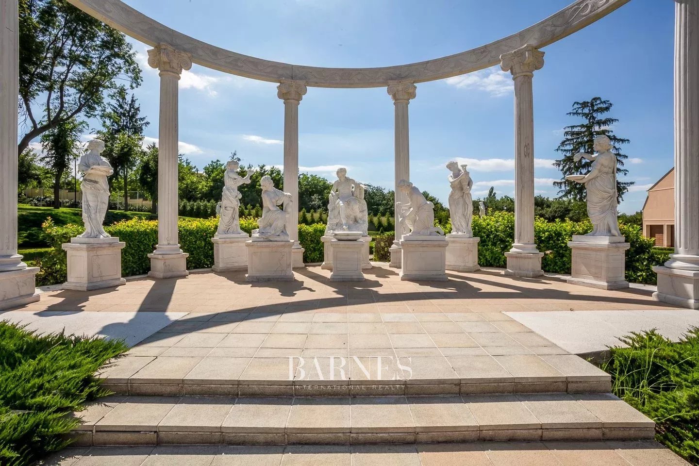 Unique historic mansion for sale – a rebirth of 1898 aristocratic elegance - picture 8