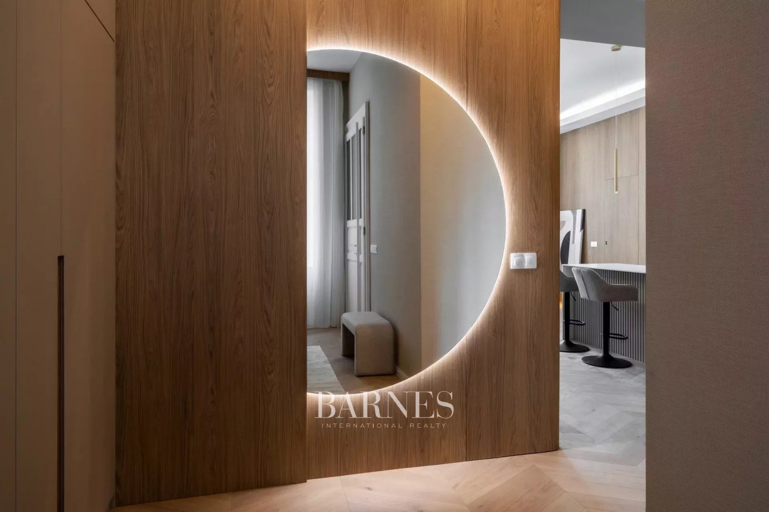 Lenyűgöző, modern lakás kilátással a Szervita térre - picture 21