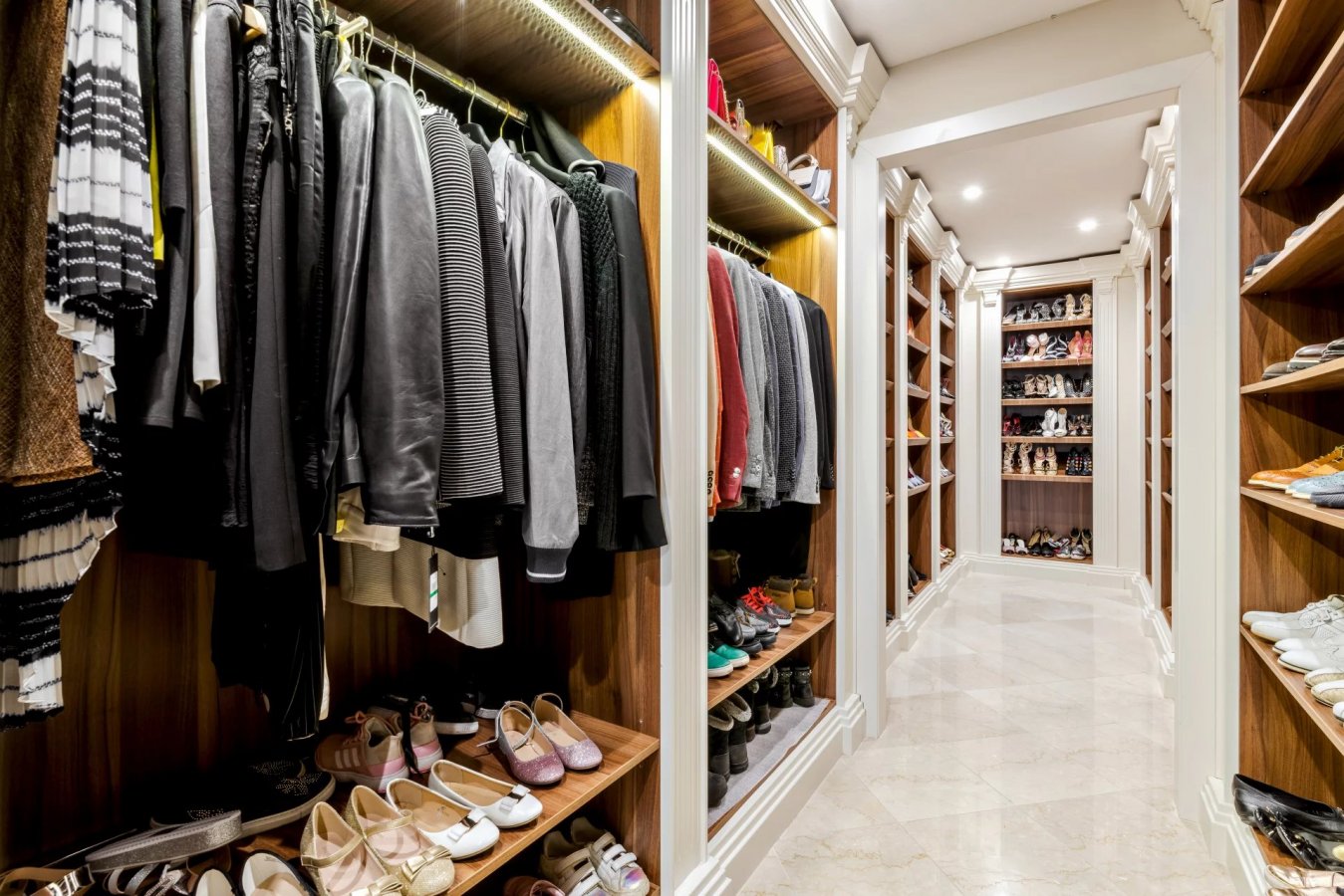 American-style Family Villa in II. District Budapest - picture 23