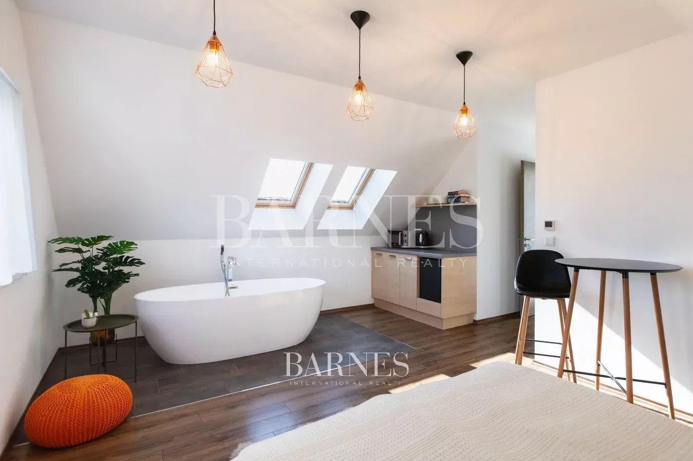 Vintage, panoramic villa in Paloznak - picture 6