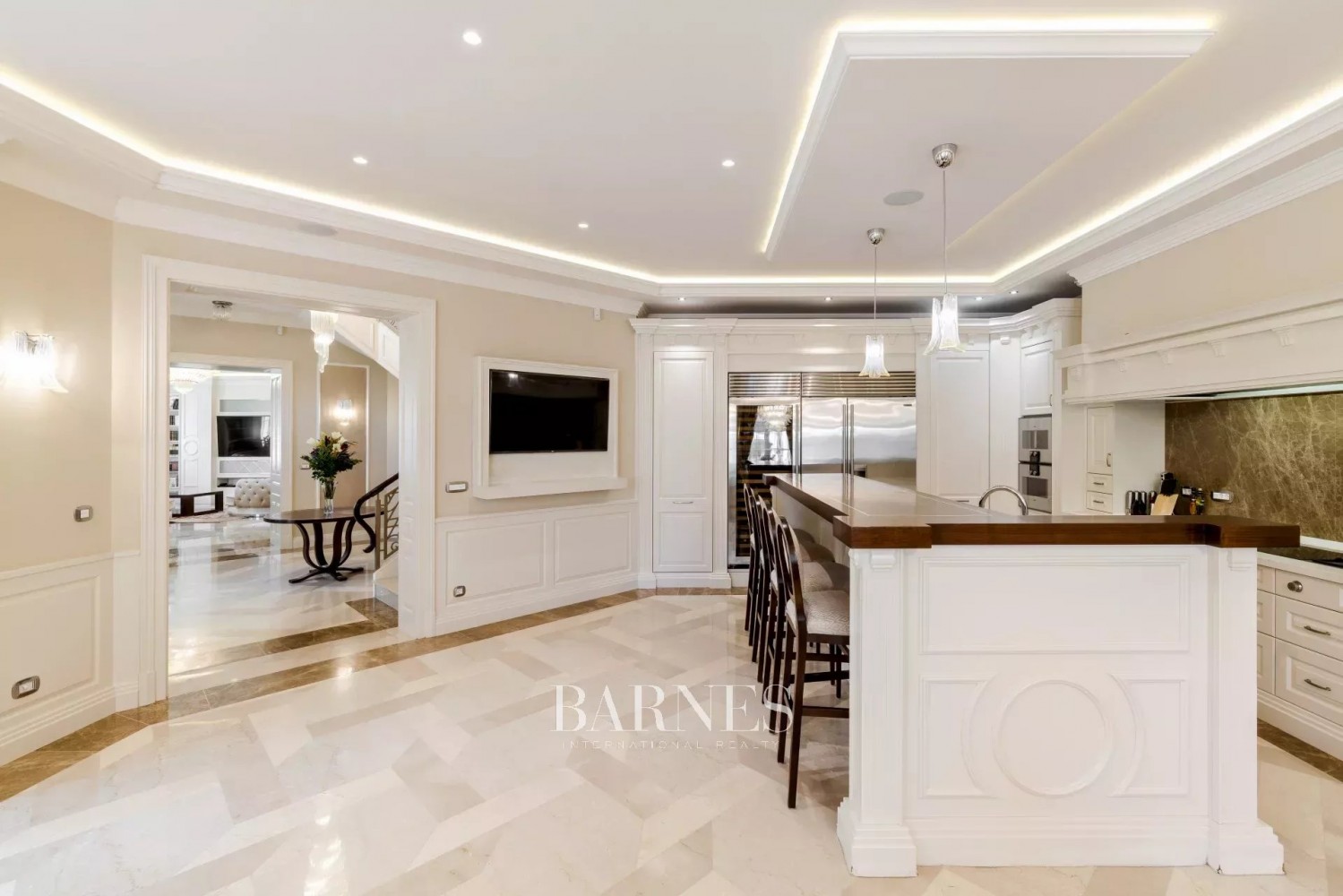 American Style Family Villa - picture 12