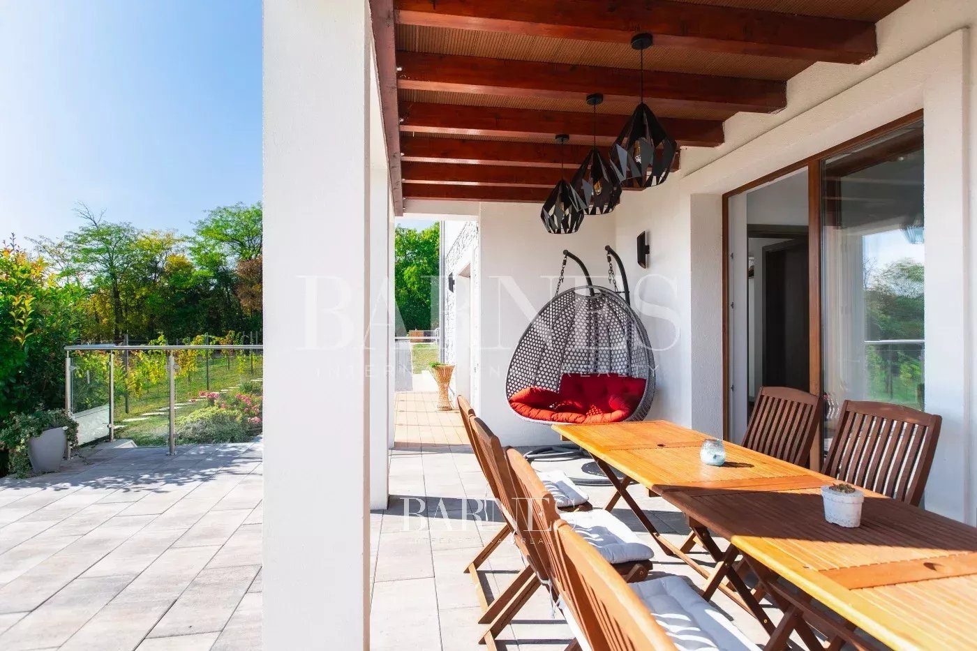 Vintage, panoramic villa in Paloznak - picture 2