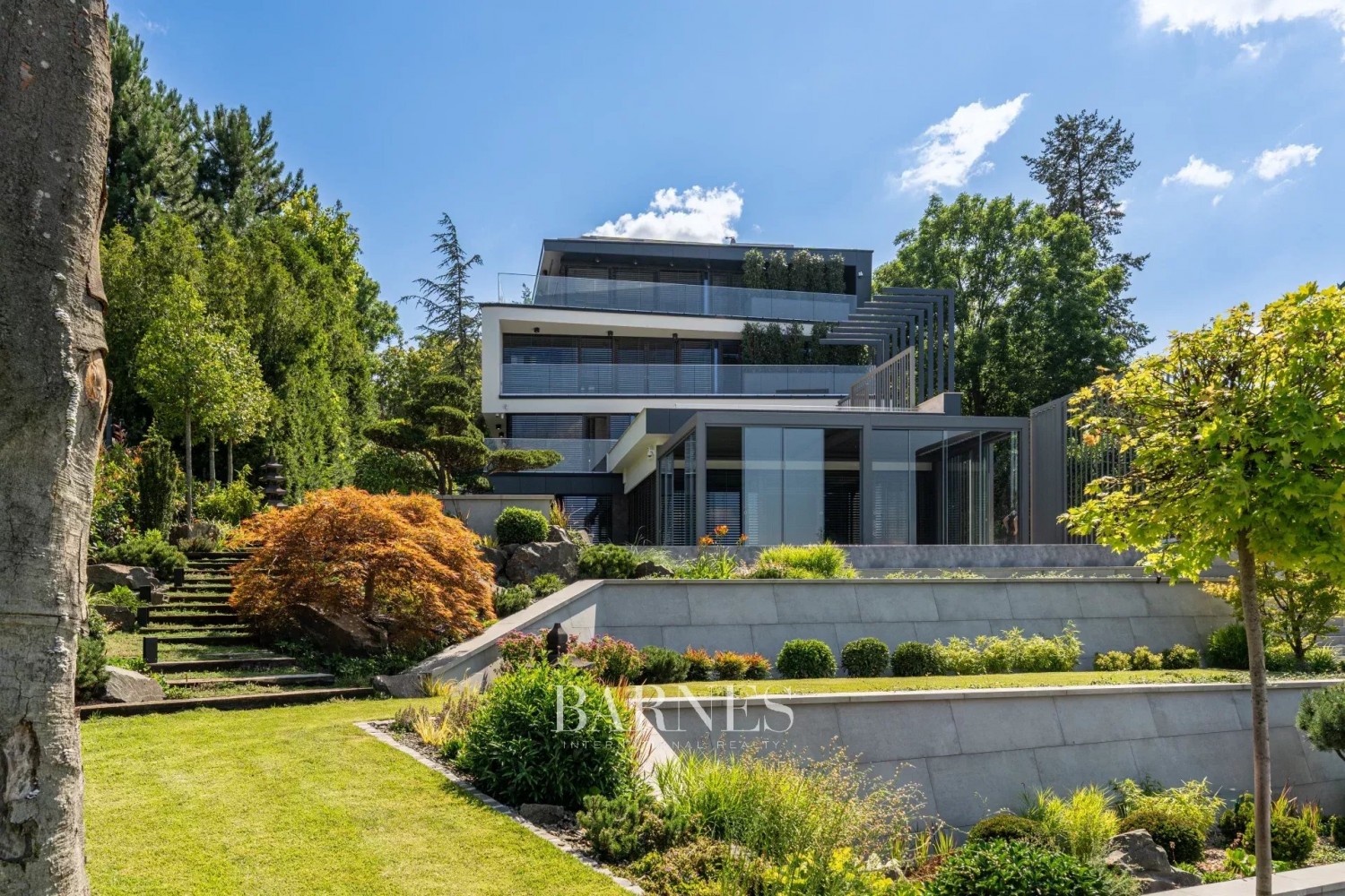 Kulcsrakész, luxus panorámás családi villa a XII. kerületben - picture 12