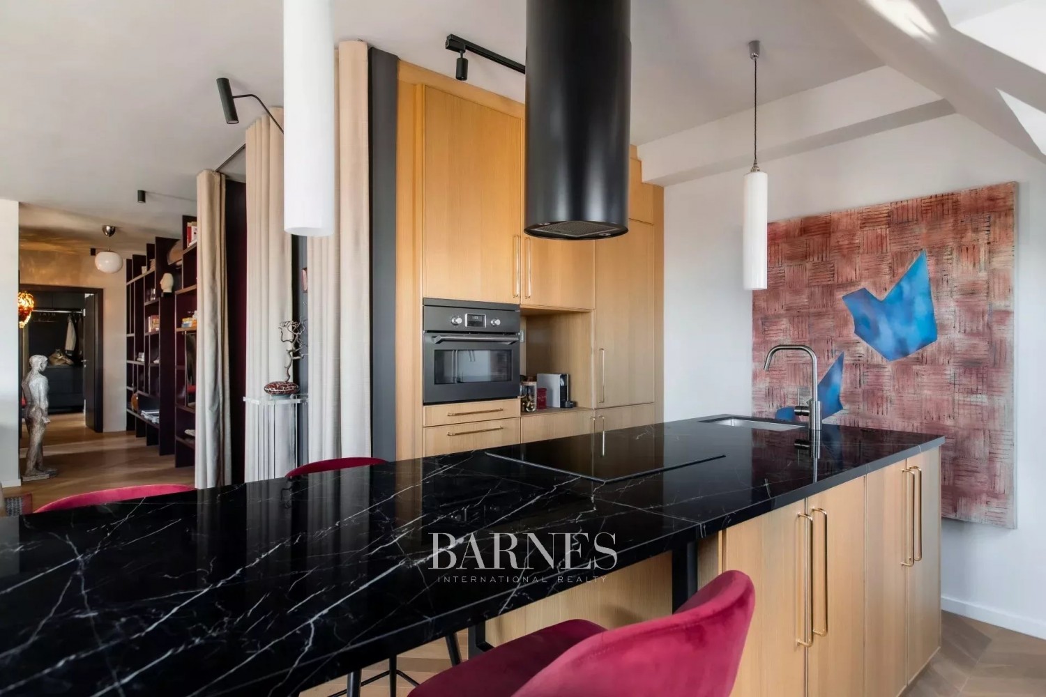 Modern apartment with terrace, panoramic view near Abdrássy út and Kodály körönd - picture 3