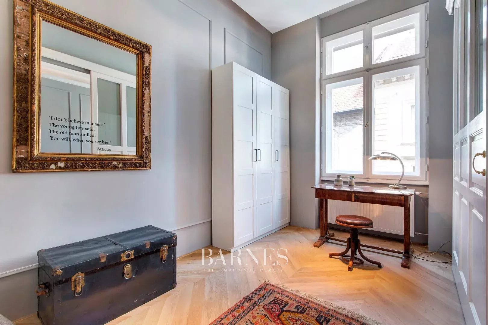 Two Bedroomed, Furnished Apartment in the 'Classical Downtown' - picture 12