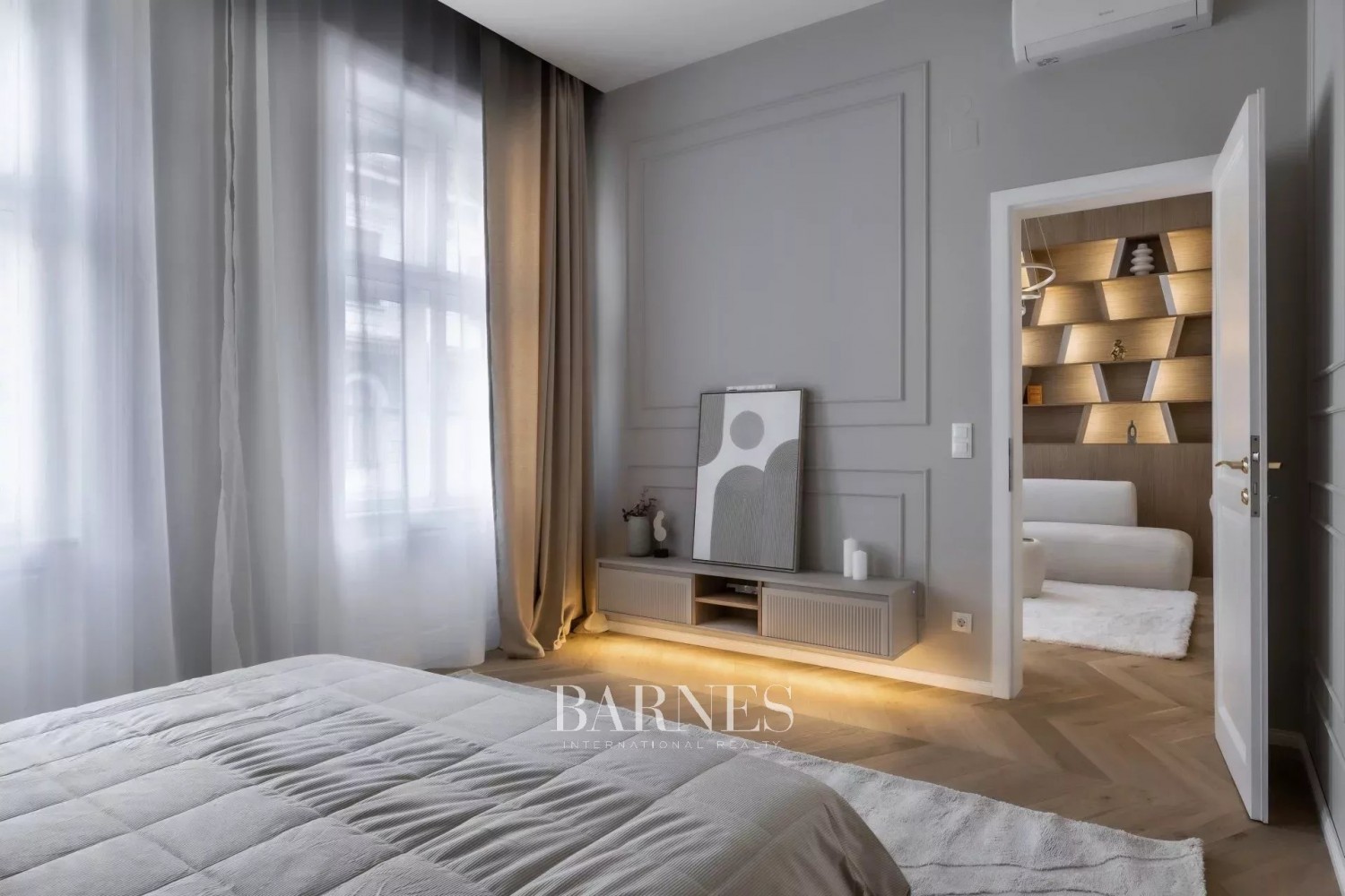 Prémium lakás a  Parlament szomszédságában - picture 9