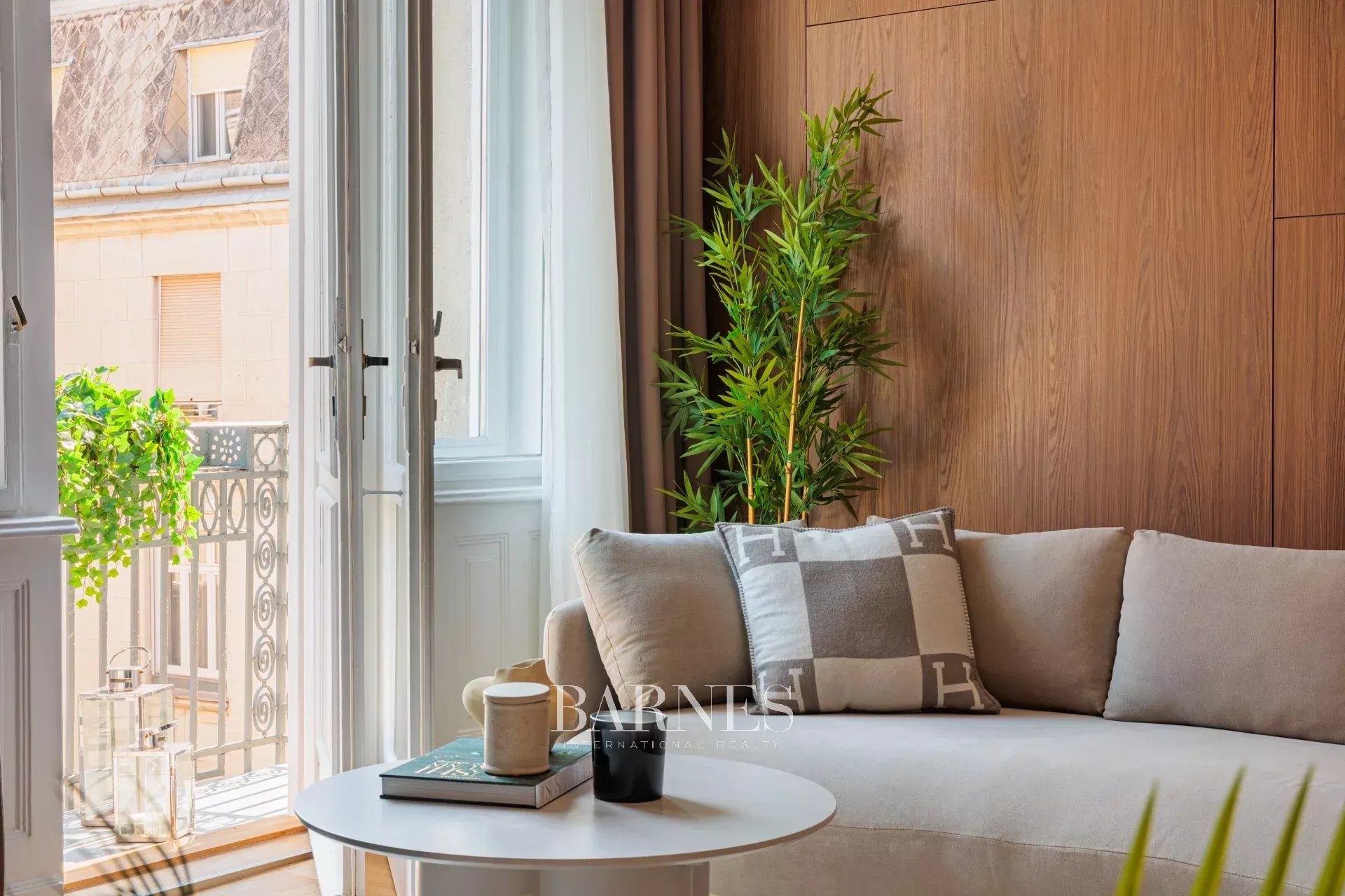 Newly Renovated Apartment with Three Balconies by Haris köz - picture 5