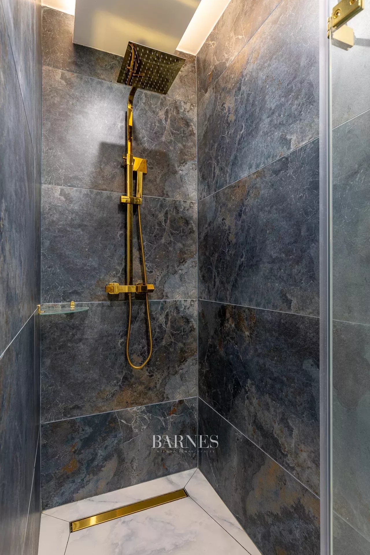 Citadellára panorámás, 3 hálós lakás, szecessziós társasvillában - picture 15