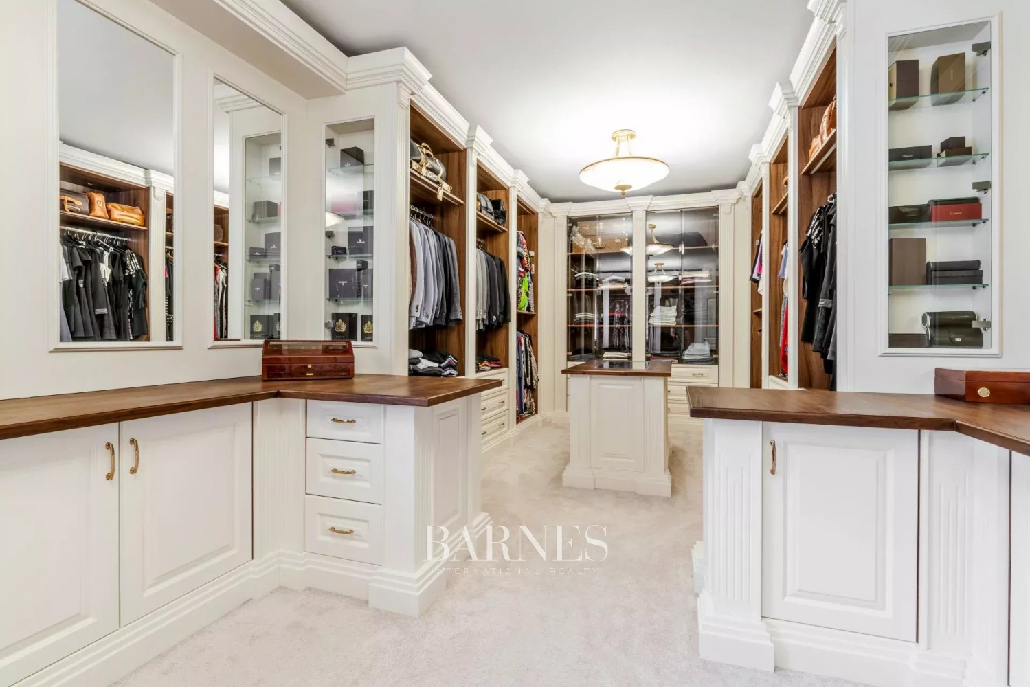 American Style Family Villa - picture 22