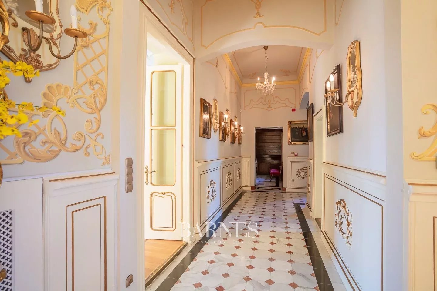 Unique historic mansion for sale – a rebirth of 1898 aristocratic elegance - picture 22