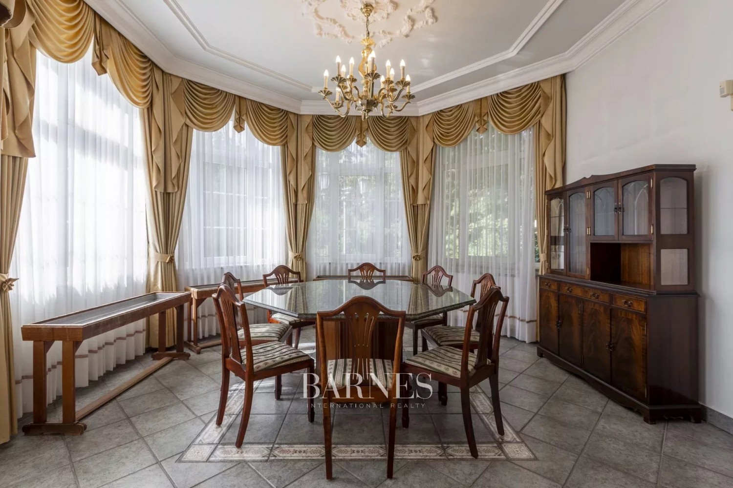 Residency for sale in the 2nd District - picture 5