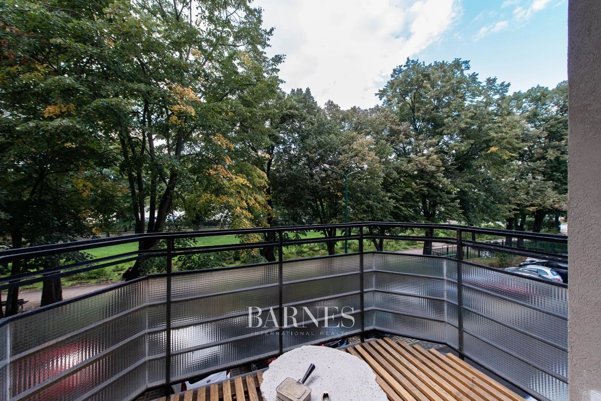 Eladó dunai panorámás egy hálós lakás a Szent István park mellett! - picture 4