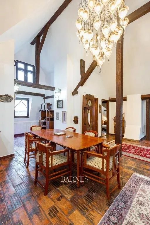 For Rent: An Exceptional Grand-Style Three-Bedroom Penthouse Overlooking Heroes’ Square - picture 5