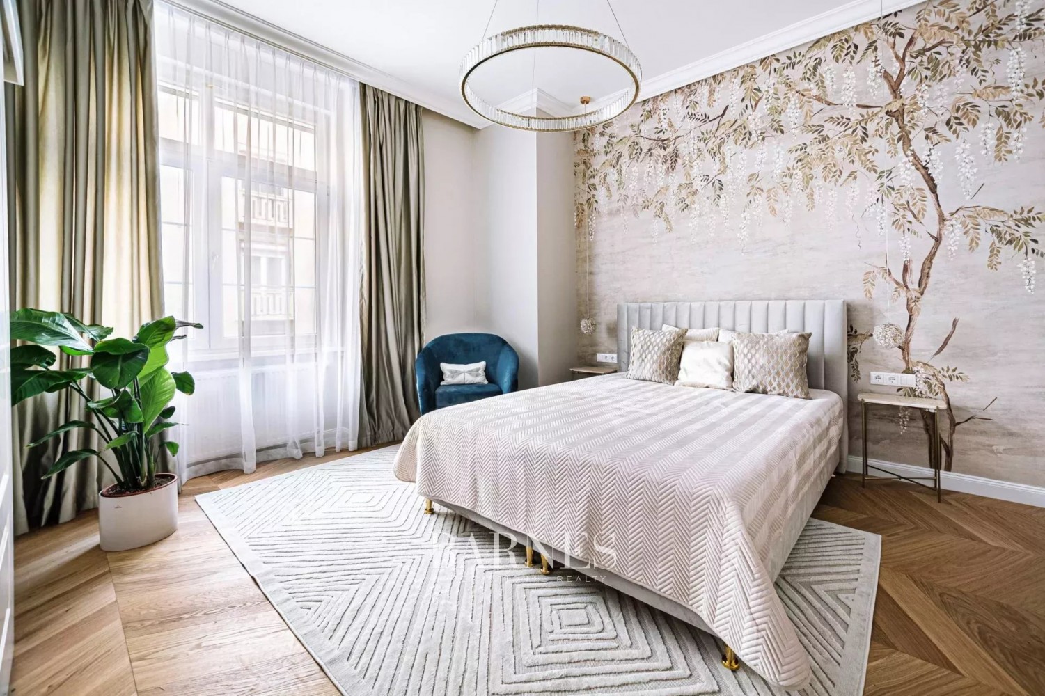 2 hálós, bútorozott designer lakás a Parlament közelében - picture 8