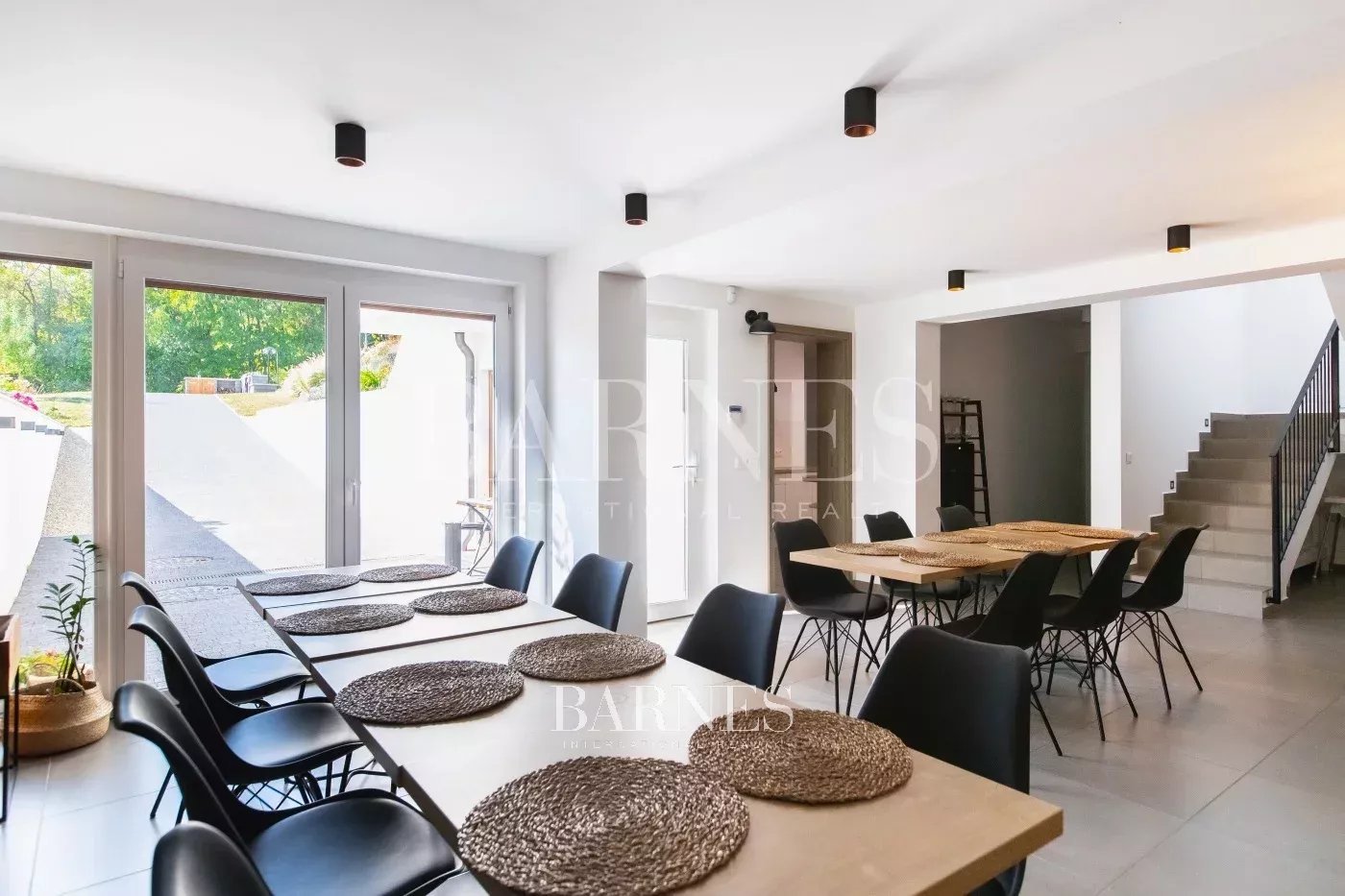 Vintage, panoramic villa in Paloznak - picture 3