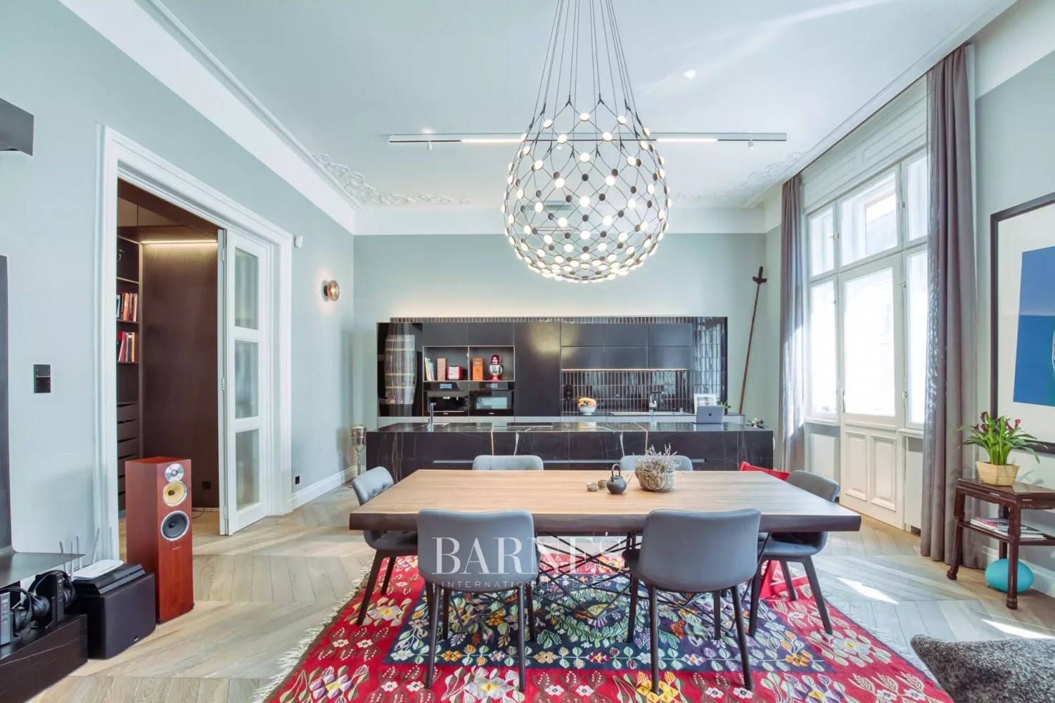 Exkluzív okos otthon pompás kilátással a Szabadság térre - picture 3